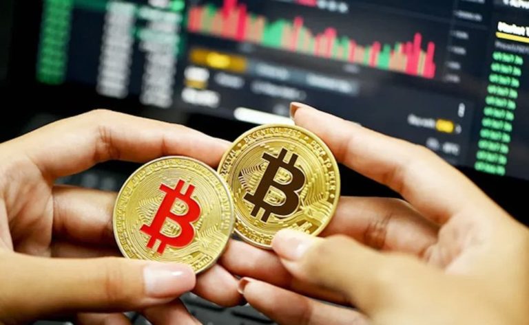Bitcoin (BTC) Price Slips Below $40k As Crypto Rout Continues